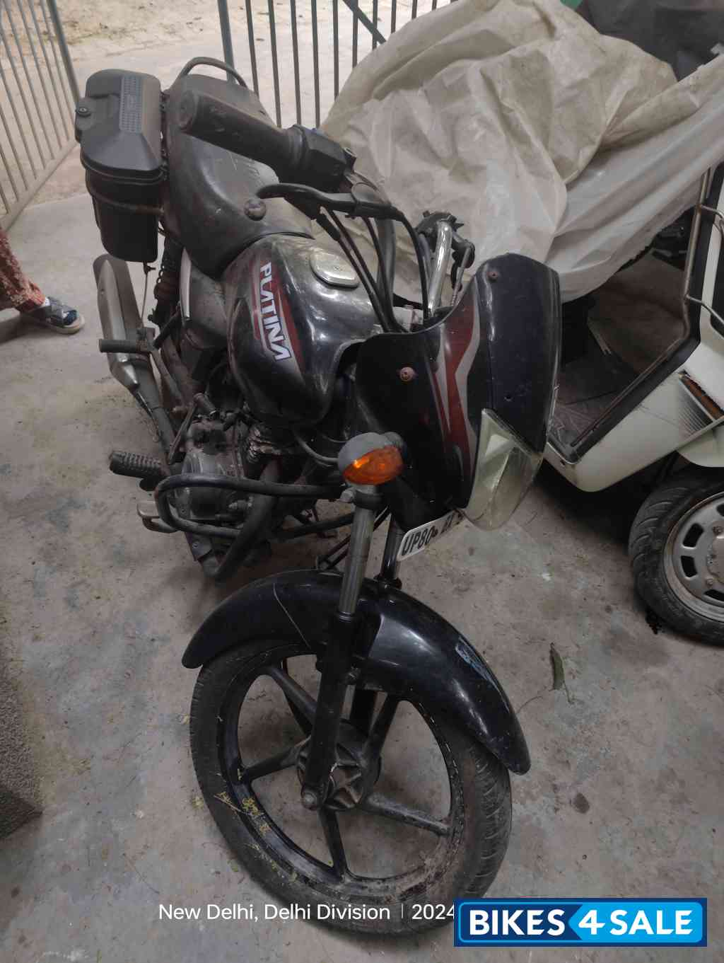 Bajaj Platina 100