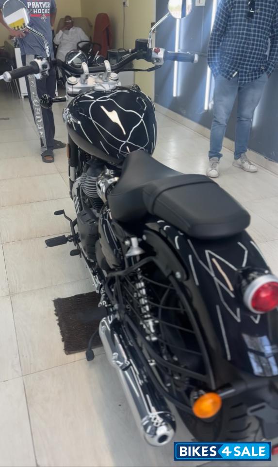 Royal Enfield Super Meteor 650