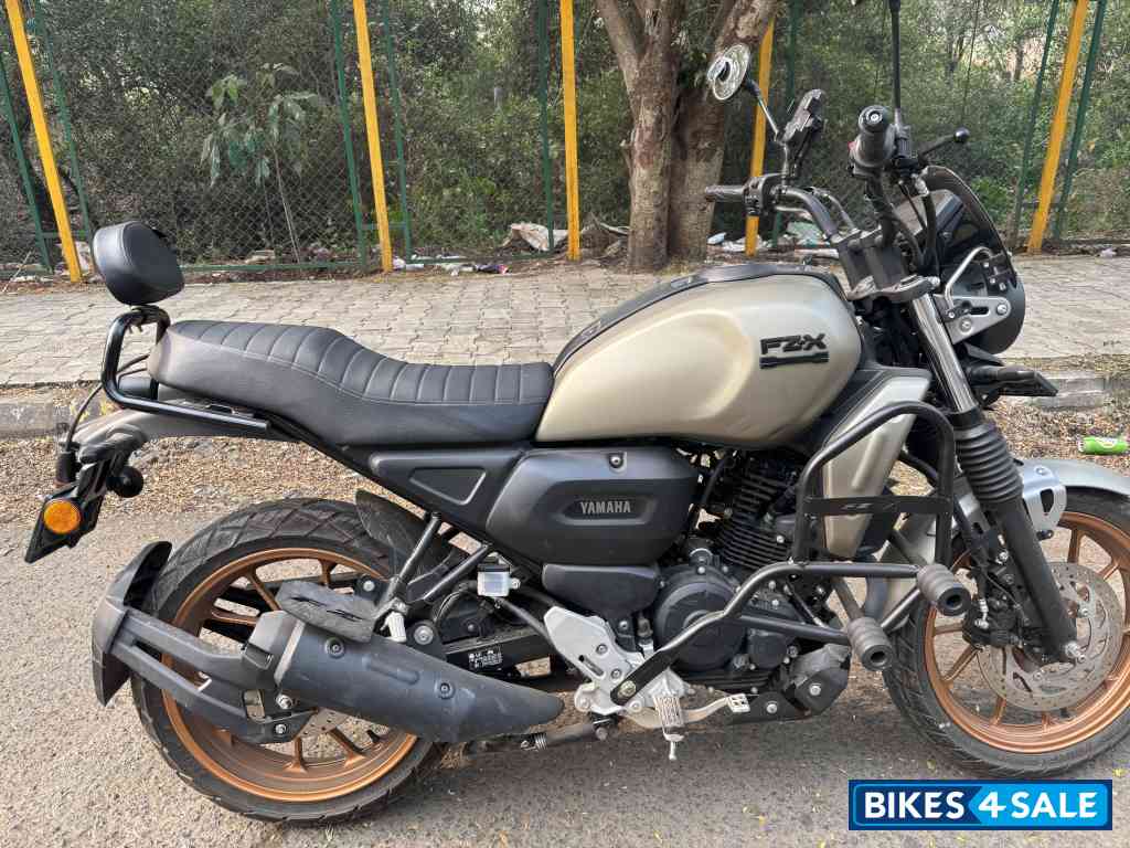 Titanium Yamaha FZ-X