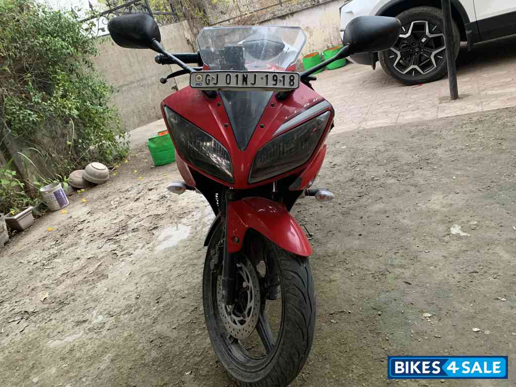 Red Yamaha YZF R15 V2