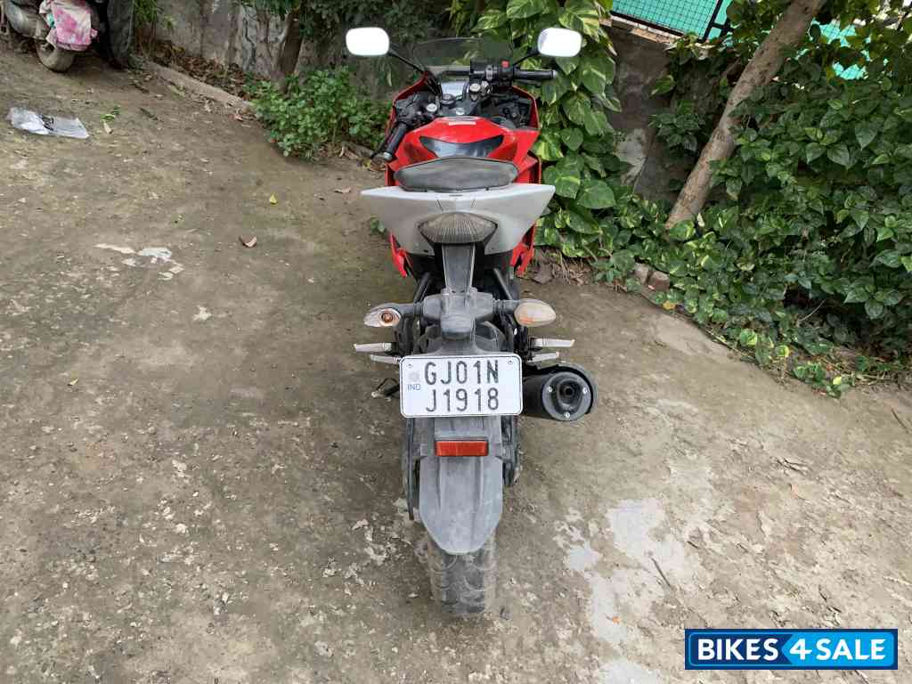 Red Yamaha YZF R15 V2