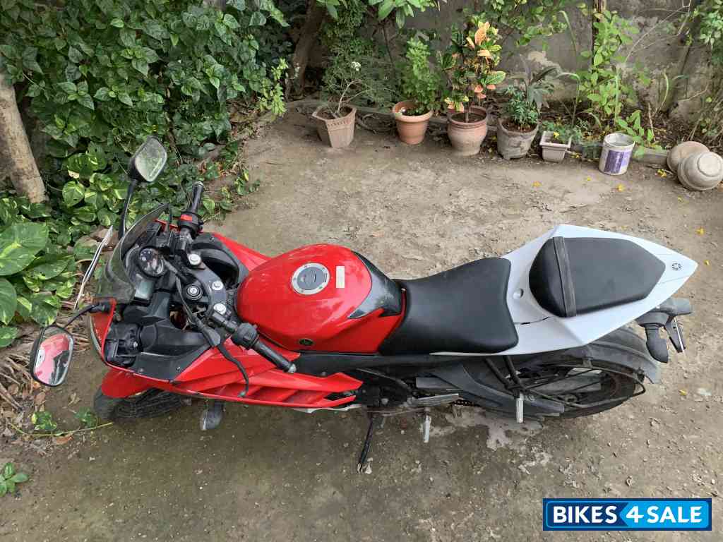 Red Yamaha YZF R15 V2