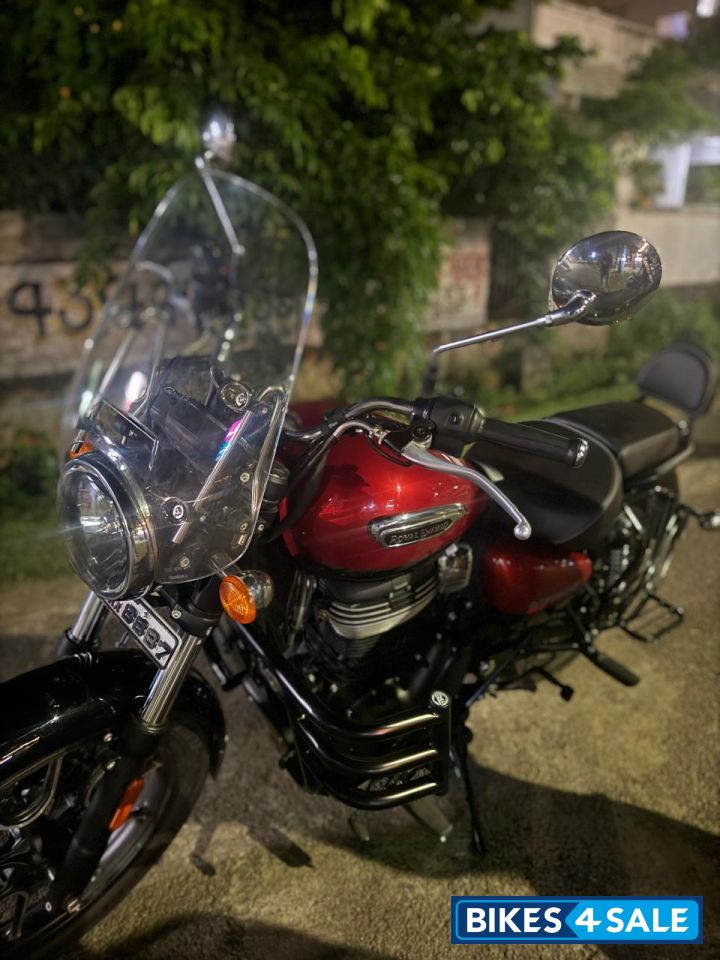 Royal Enfield Meteor 350 Supernova