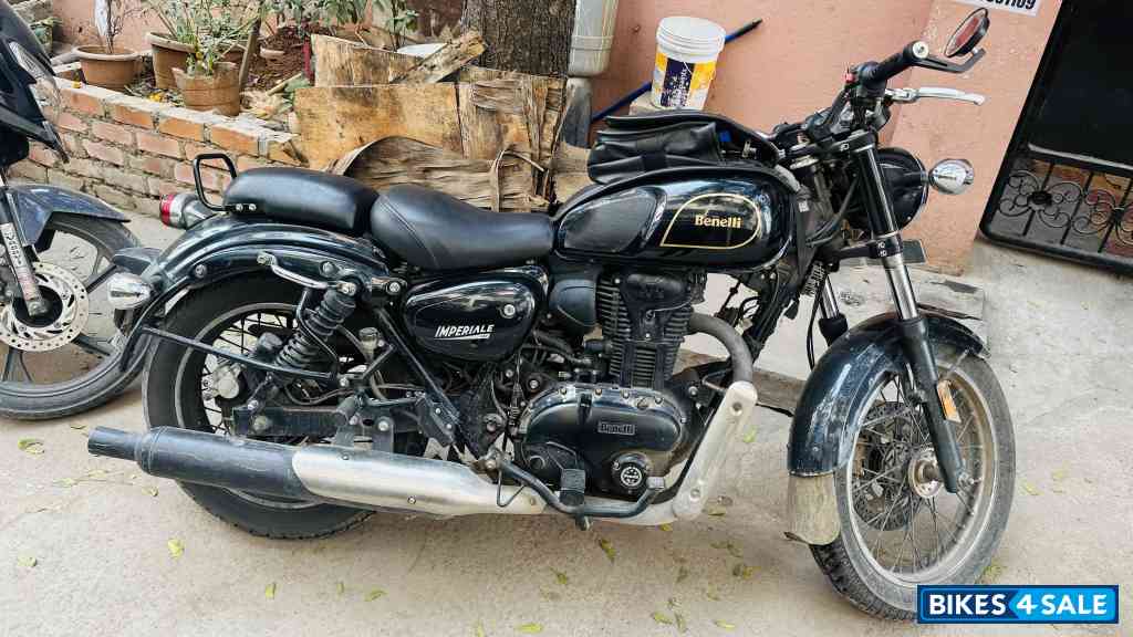 Benelli Imperiale 400 BS6