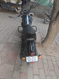 Forest Green Dual Tone Yezdi Roadster Dual Tone