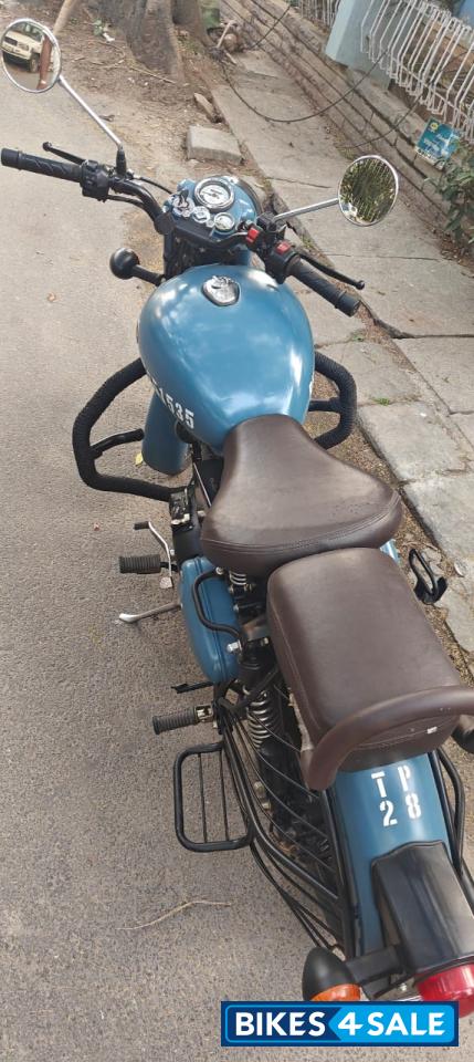 Royal Enfield Classic Signals Airborne Blue