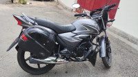 Metallic Gray Honda Shine 125 Disc