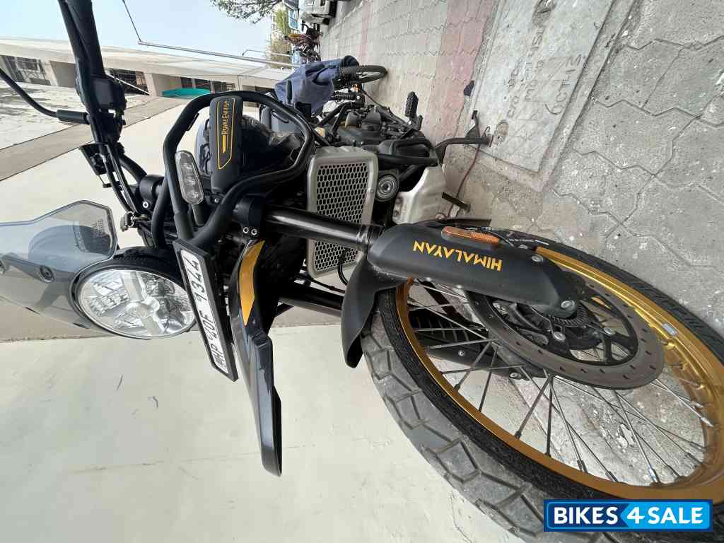 Hanle Black Royal Enfield Himalayan 450
