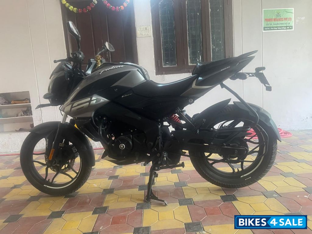 Bajaj Pulsar NS 160 BS6 Bajaj Pulsar NS 160 BS6