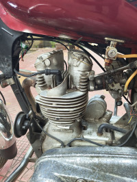 Riviera Red Royal Enfield Thunderbird 350