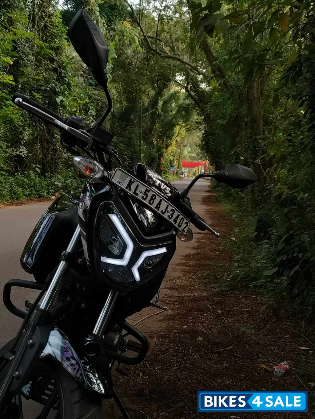 Black TVS Raider 125 Marvel Super Squad Edition