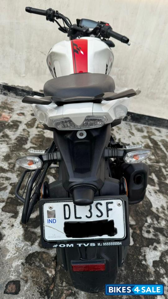 TVS Apache RTR 160 4V