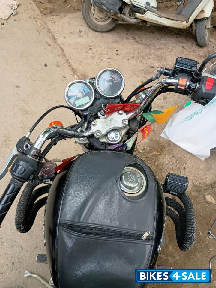 Matte Black / Stone Royal Enfield Thunderbird 350