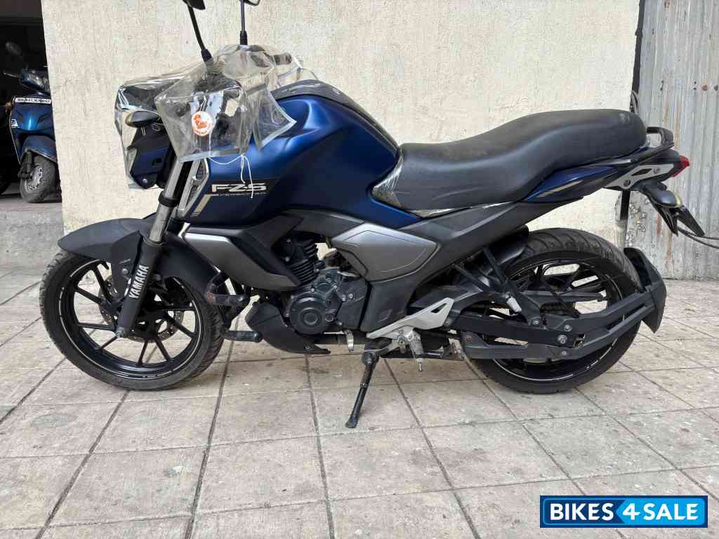 Yamaha FZ-S