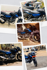 Black Blue Bajaj Pulsar 150 Twin Disc
