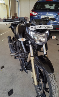 Matt Black TVS Apache RTR 200 4V