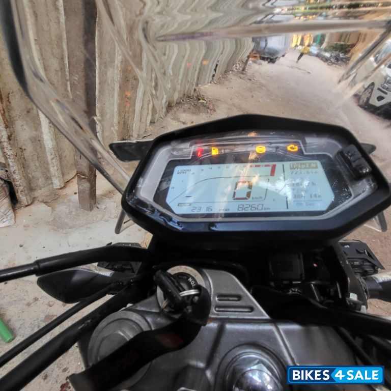 Met Nexus Blue Hero Xpulse 200 4V