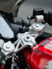 Red TVS Apache RR 310