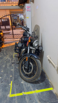 Royal Enfield Meteor 350 Stellar