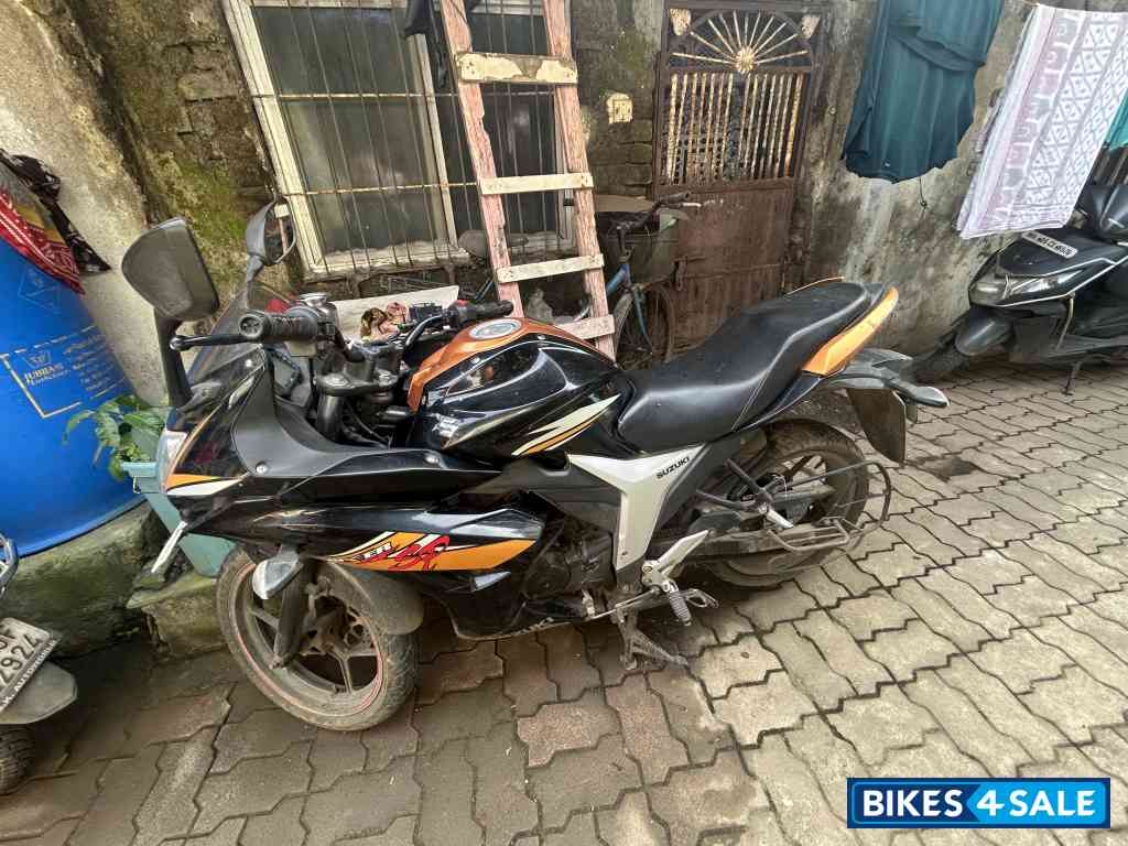 Suzuki Gixxer SF Fi