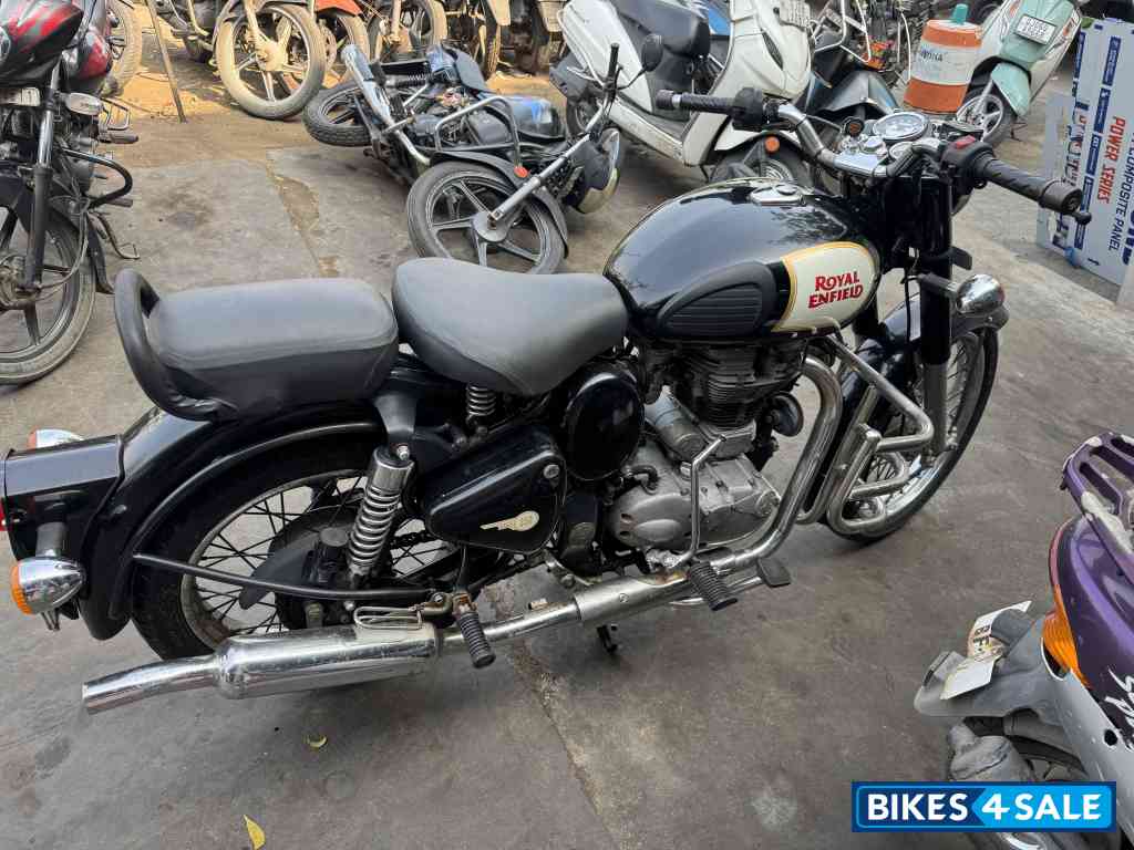 Royal Enfield Classic 350 Royal Enfield Classic 350