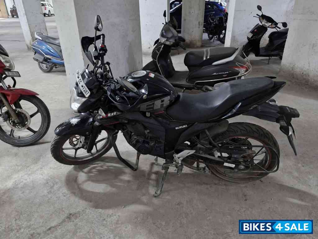Suzuki Gixxer ABS