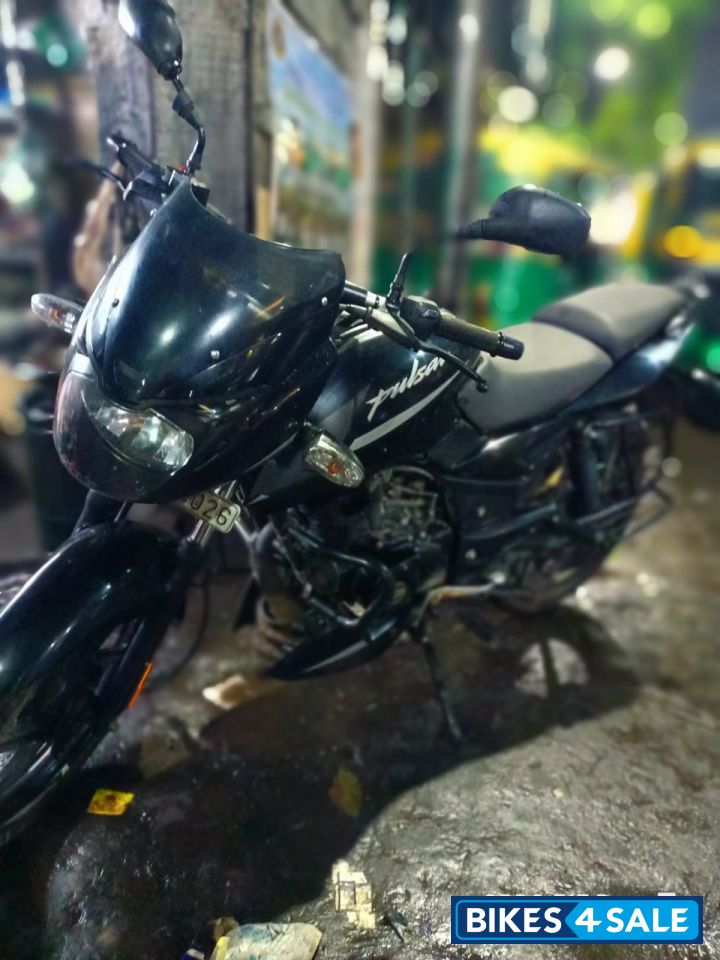Bajaj Pulsar 125 Carbon Fibre Disc Split Seat