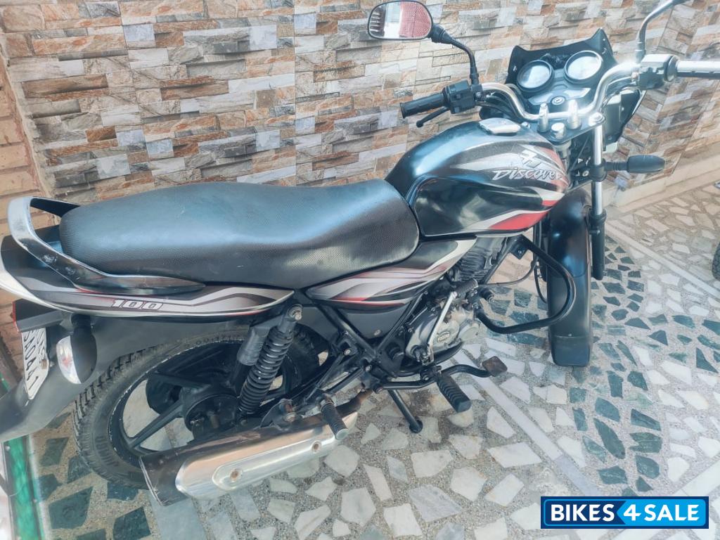 Bajaj Discover 100