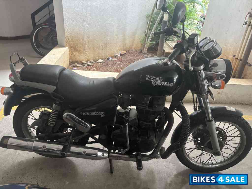 Royal Enfield Thunderbird 350 Royal Enfield Thunderbird 350