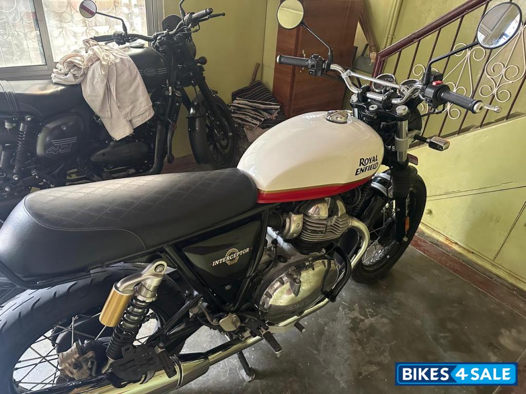 Royal Enfield Interceptor 650 Twin