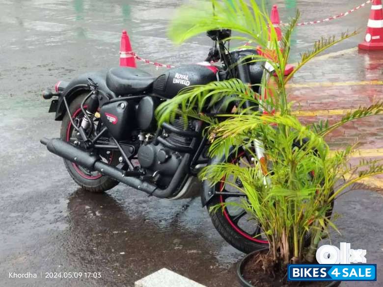 Royal Enfield Classic 350 Dual Channel BS6