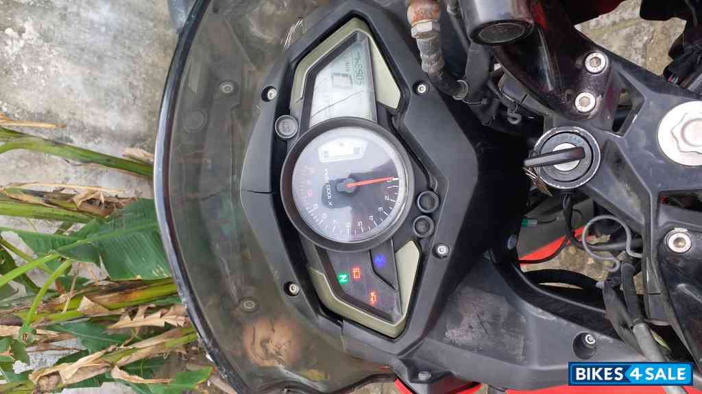 Red Bajaj Pulsar AS 150