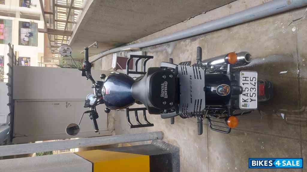 Royal Enfield Meteor 350 Stellar