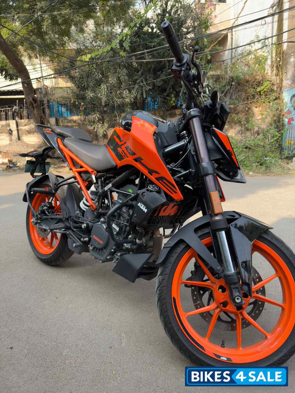 Electronic Orange KTM Duke 200 2024 Electronic Orange KTM Duke 200 2024