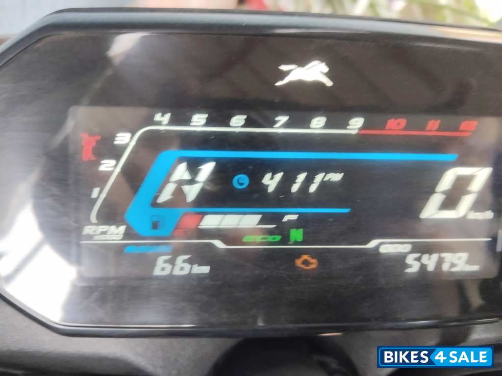 Black TVS Raider Single Seat