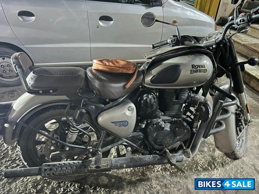 Royal Enfield Classic 350 BS VI