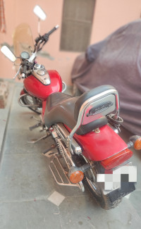 Cw Red Bajaj Avenger 220 DTS-i