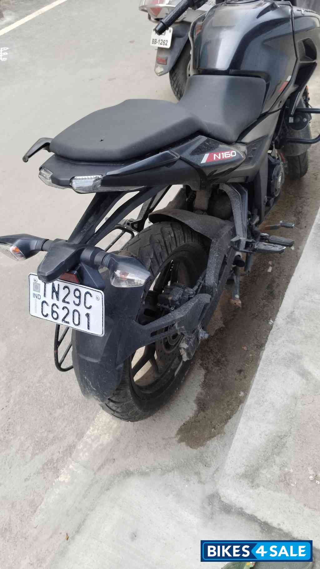 Black Bajaj Pulsar N160