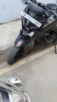 Black Bajaj Pulsar N160