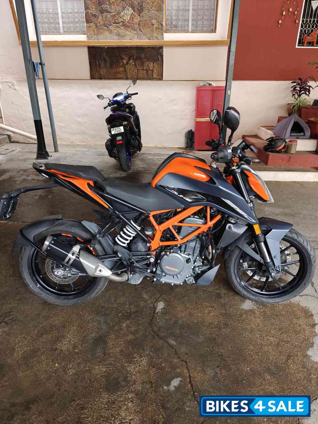 Liquid Metal KTM Duke 390 2022