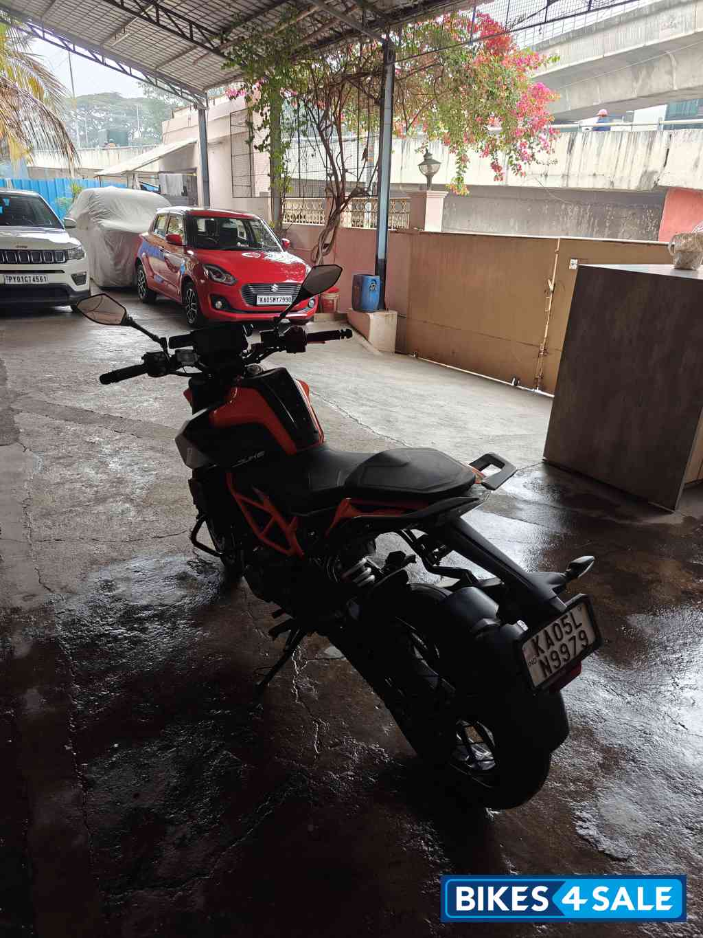 Liquid Metal KTM Duke 390 2022