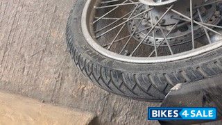 Black Royal Enfield Thunderbird 350 Black Royal Enfield Thunderbird 350