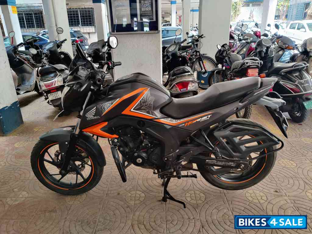 Honda CB Hornet 160R ABS