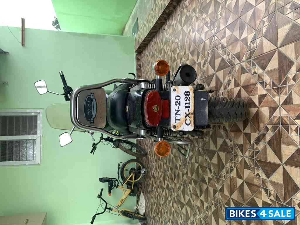 Bajaj Avenger Cruise 220