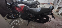 Royal Enfield Hunter 350 Metro