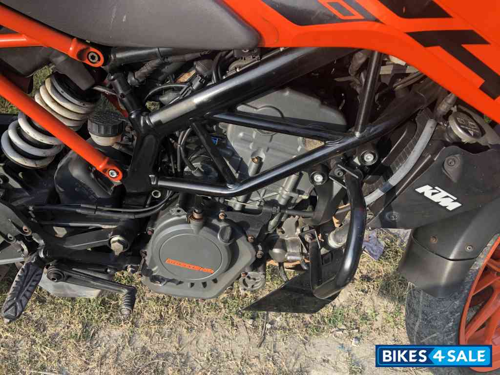 KTM Duke 200 ABS