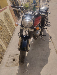 Royal Enfield Classic 350 Redditch Red