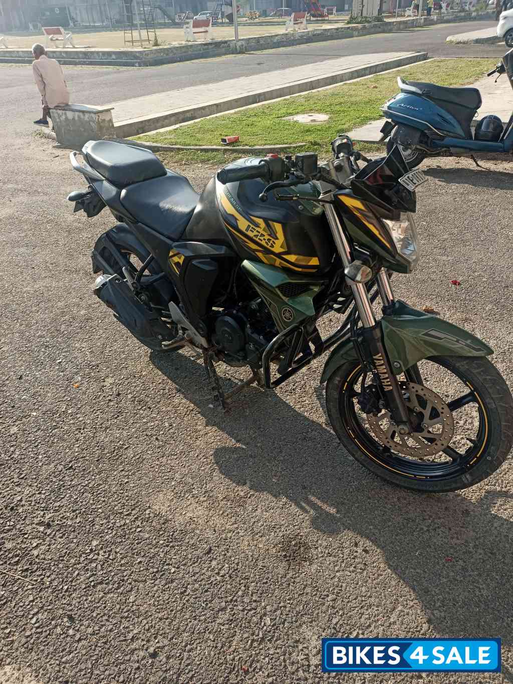 Yamaha FZ-S