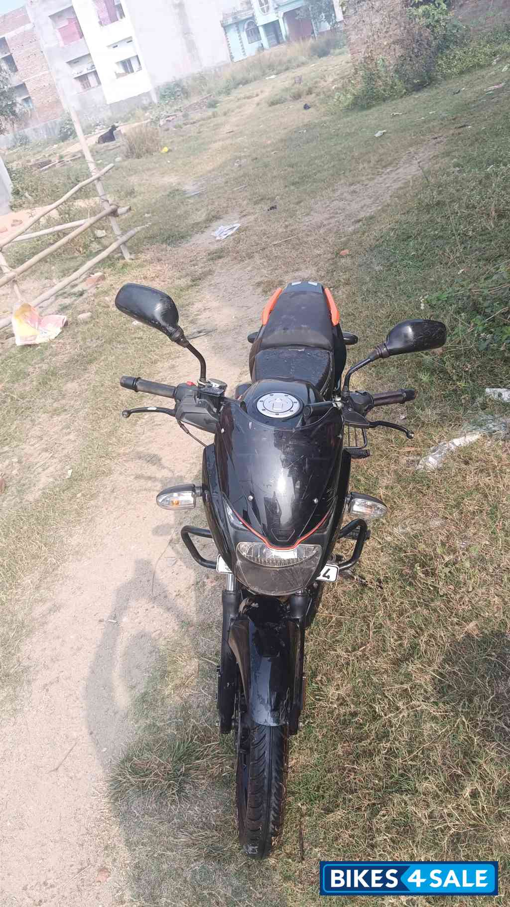 Bajaj Pulsar 125 Split Seat