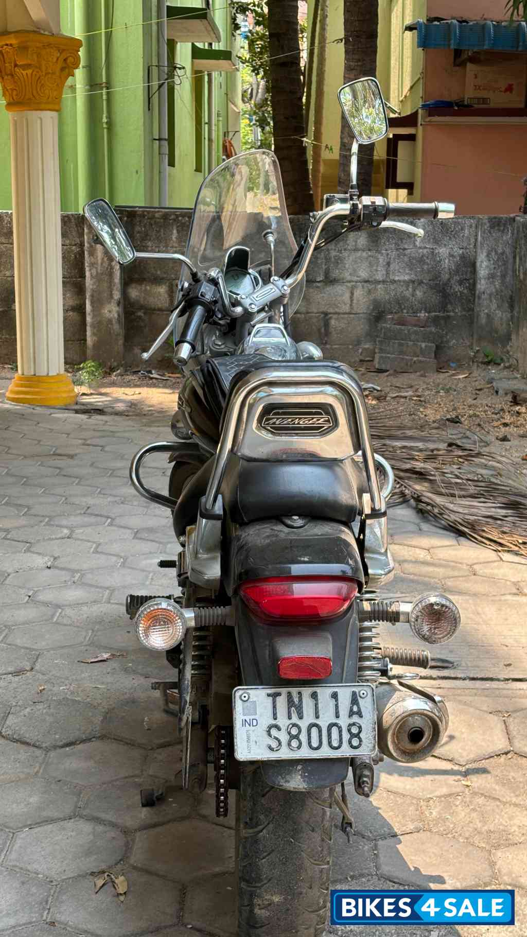 Bajaj Avenger Cruise 220 BS6